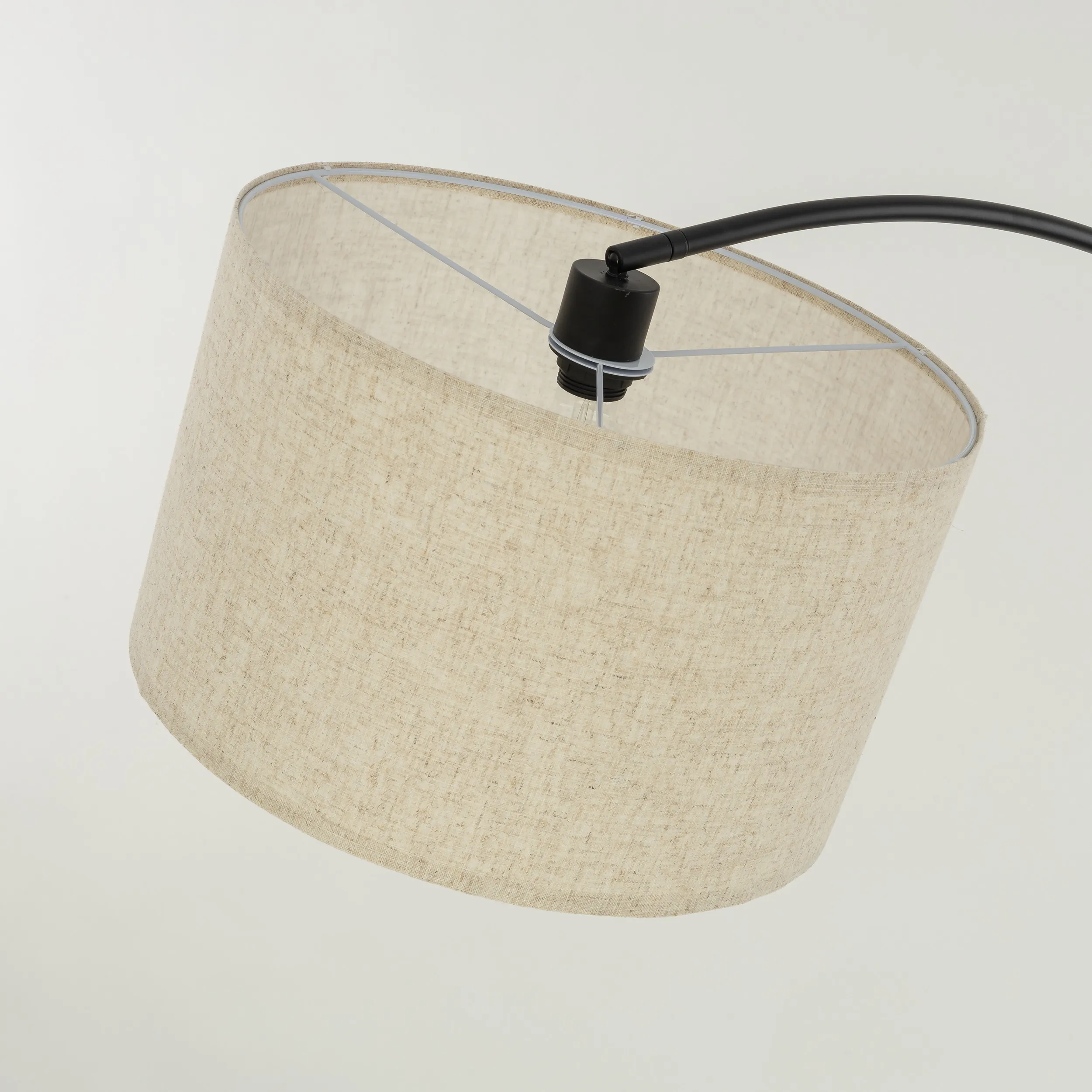 tk-16023-zenith-podna-lampa-1